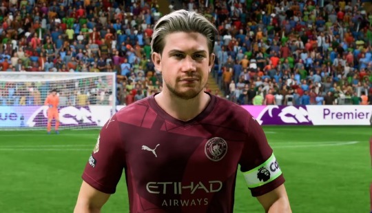 Los mejores jugadores veteranos en EA FC 25 para el modo Carrera